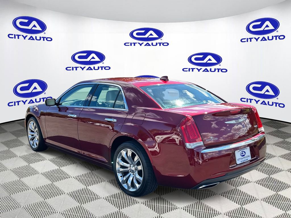 Used 2018 Chrysler 300 Limited image 6