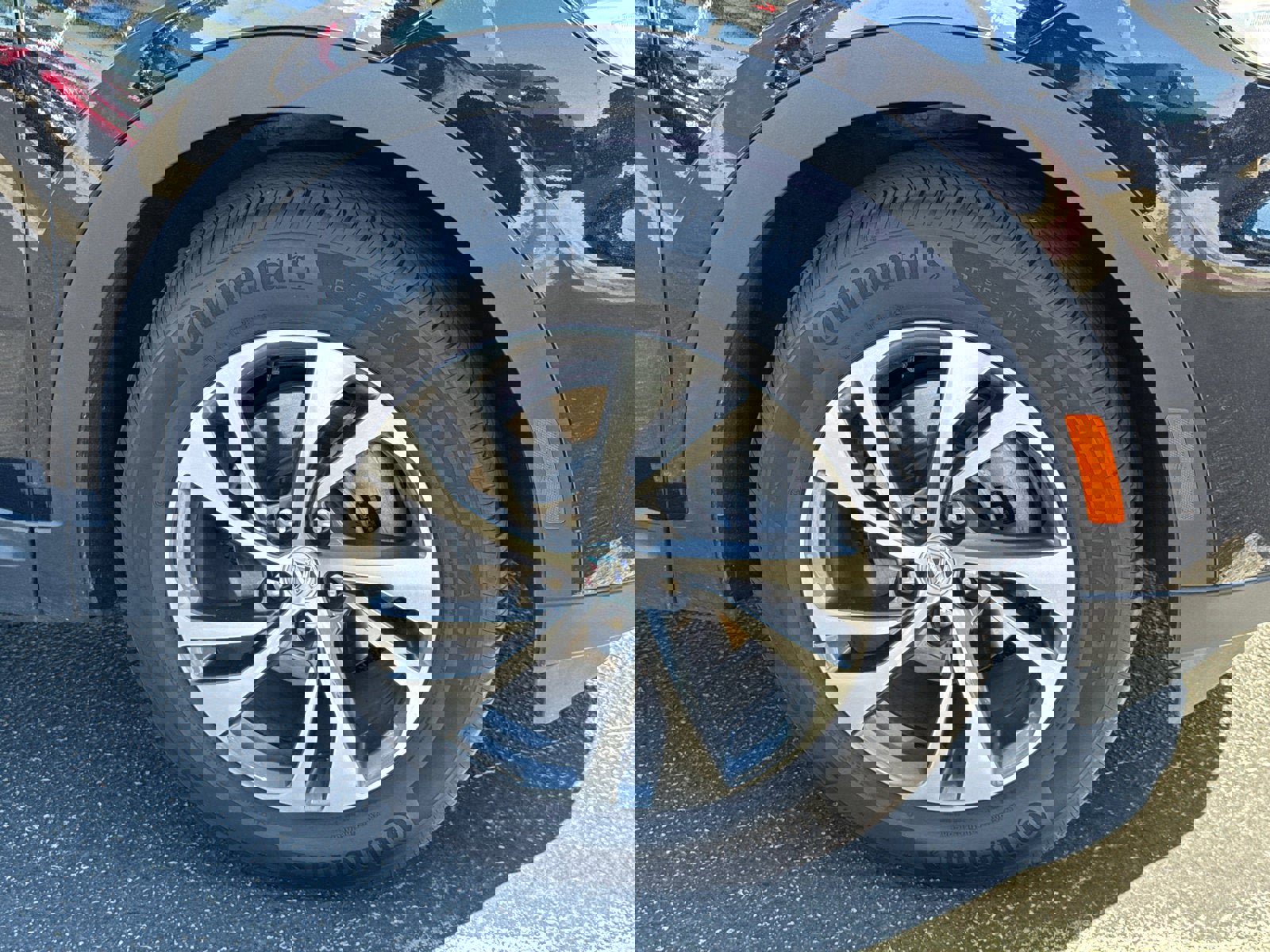 Certified 2023 Buick Envision Essence image 6