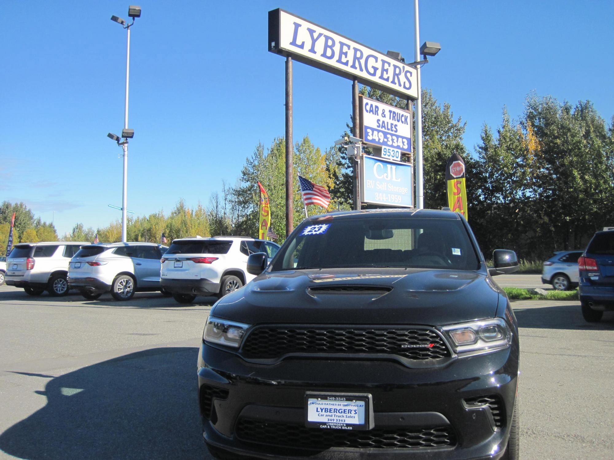Used 2023 Dodge Durango R/T w/ Blacktop Package image 2
