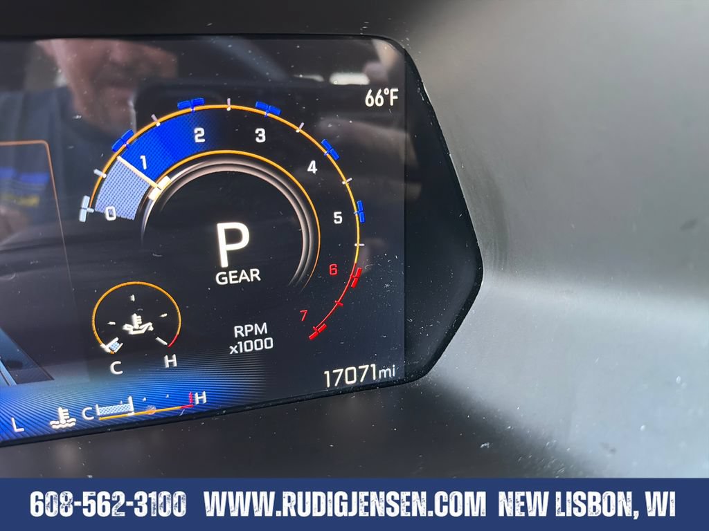 Used 2024 Chevrolet Colorado Trail Boss w/ Advanced Trailering Package AWD/4WD image 16