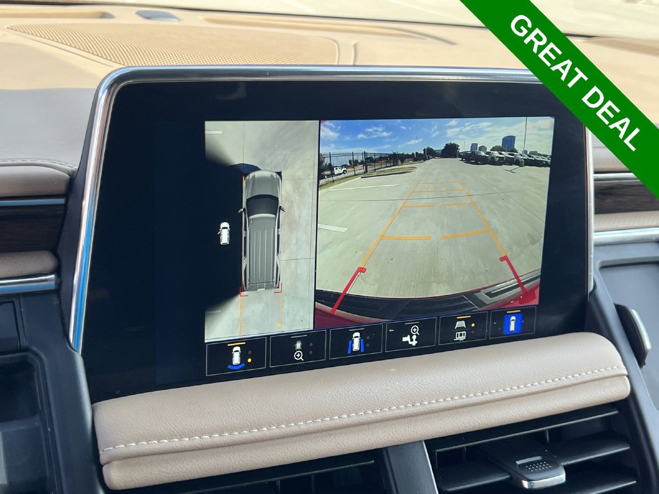 Used 2024 Chevrolet Tahoe Premier AWD/4WD image 20