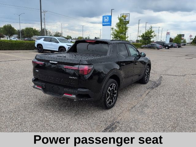 Used 2025 Hyundai Santa Cruz Limited AWD/4WD image 17