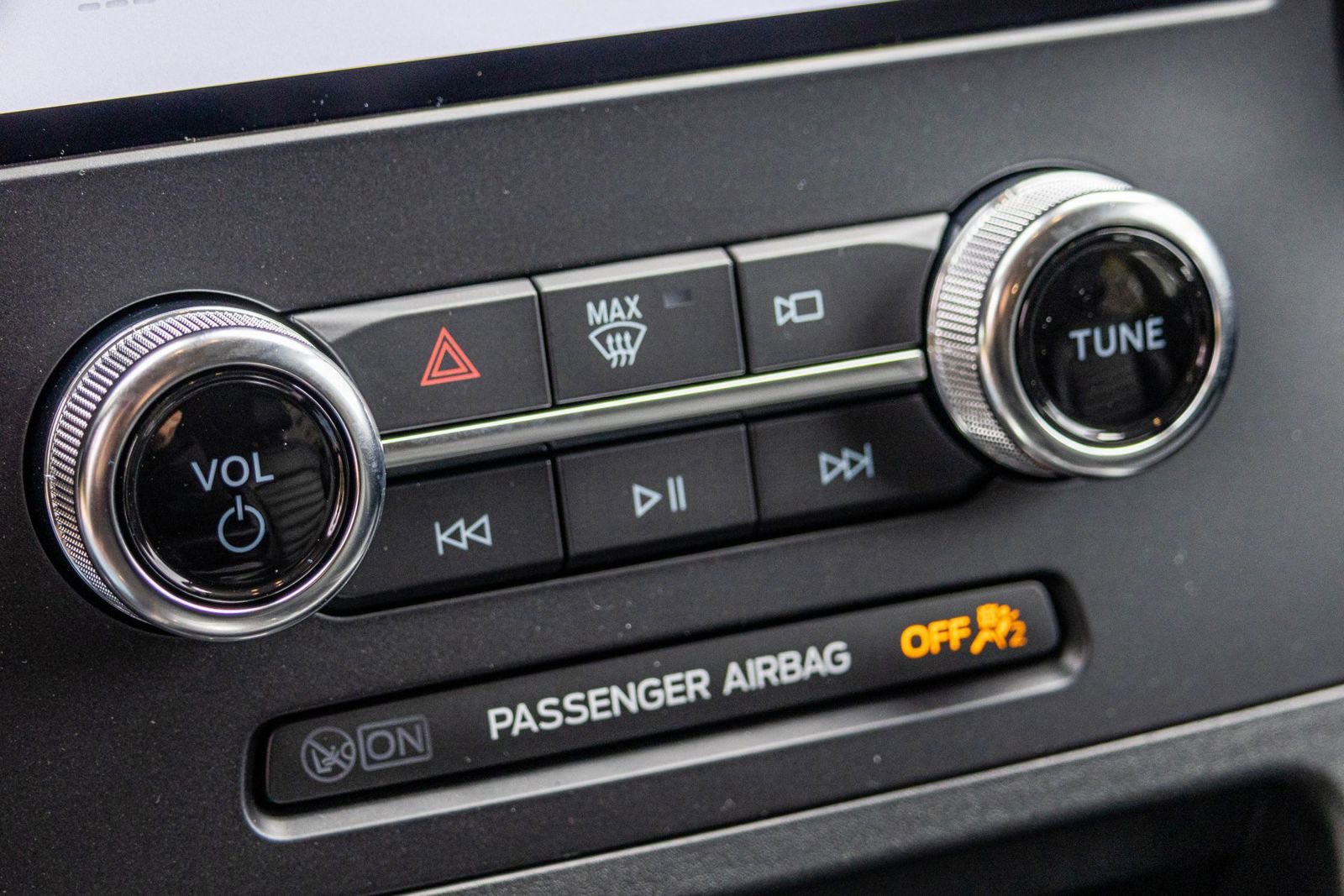 New 2024 Ford Edge SEL w/ Convenience Package image 5