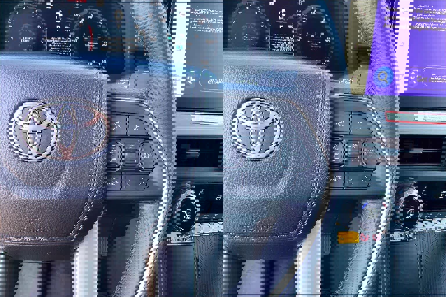 Used 2024 Toyota Tacoma 4x4 Double Cab Hybrid image 25