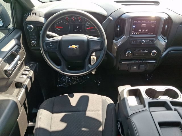 Used 2020 Chevrolet Silverado 1500 Custom w/ Custom Value Package AWD/4WD image 11