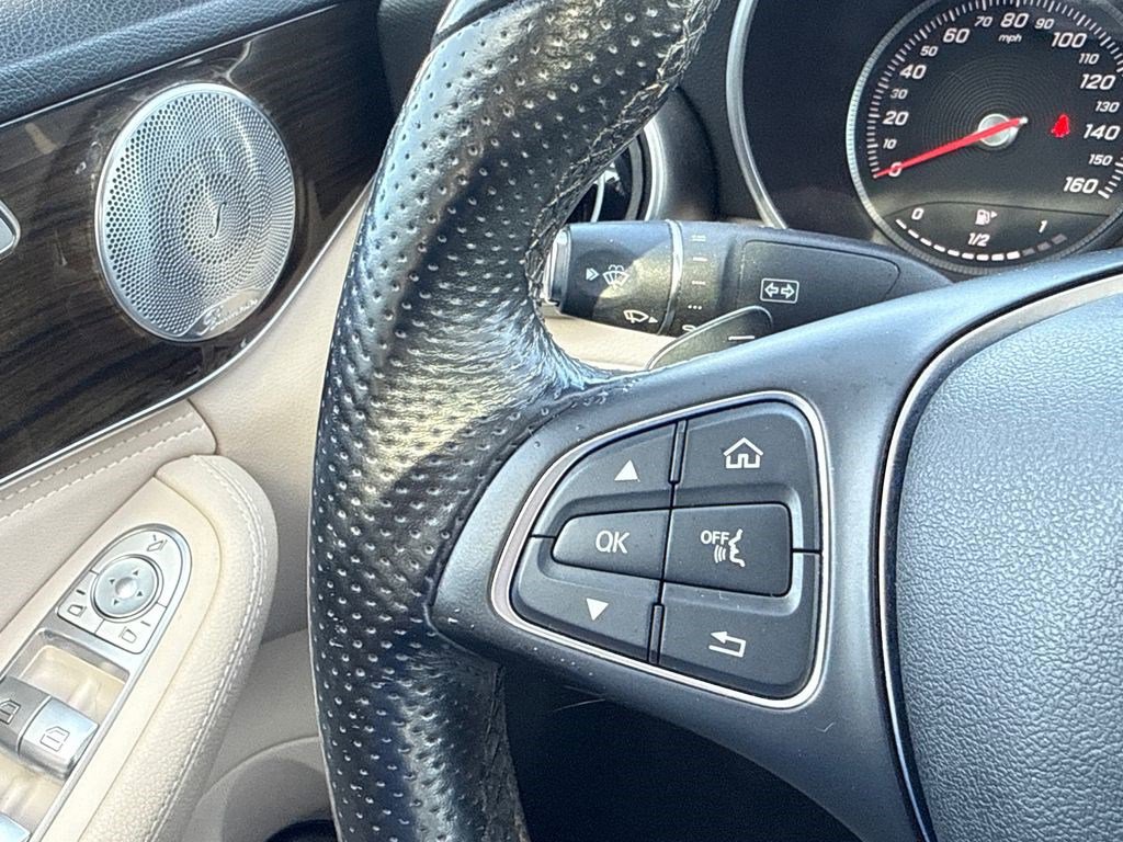 Used 2016 Mercedes-Benz C 300 4MATIC Sedan image 22