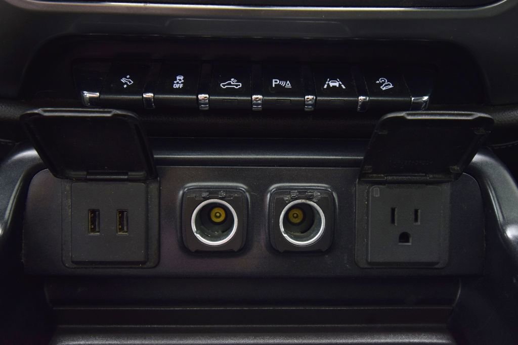 Used 2017 Chevrolet Silverado 1500 LTZ Z71 w/ LTZ Plus Package image 39