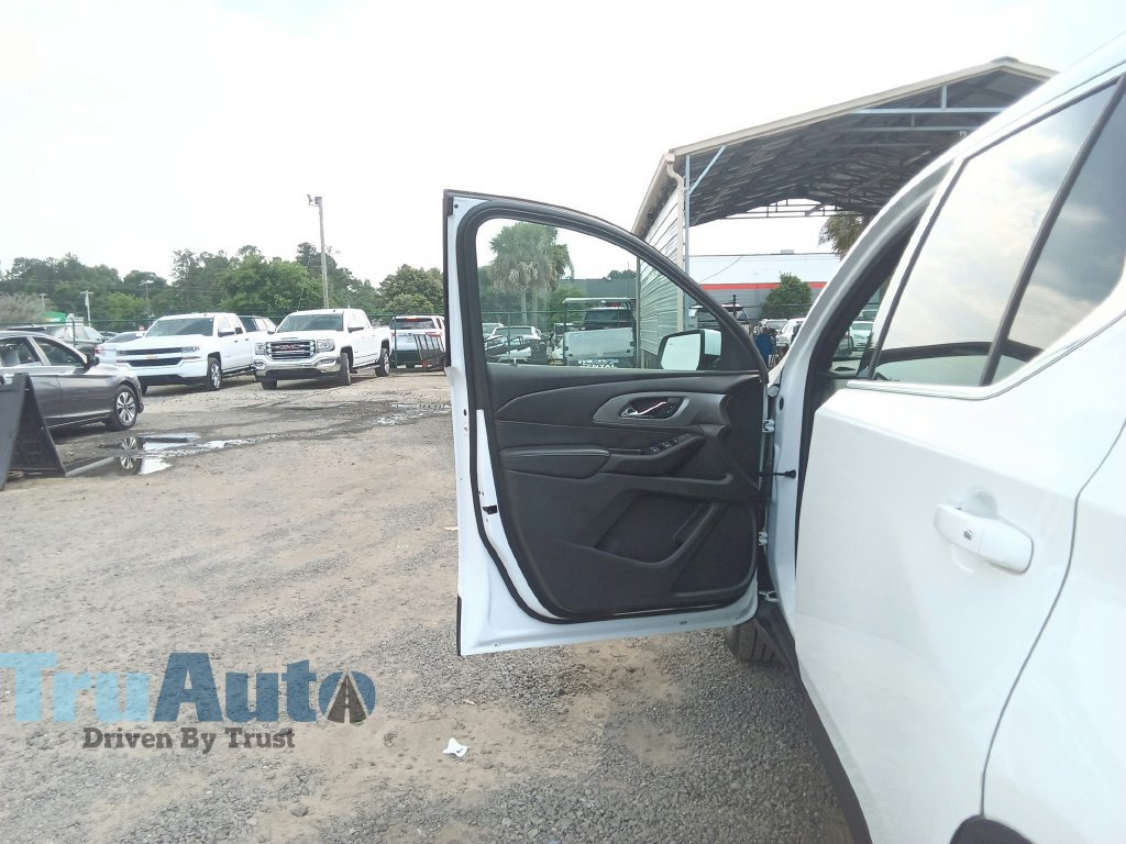 Used 2023 Chevrolet Traverse LT FWD image 17