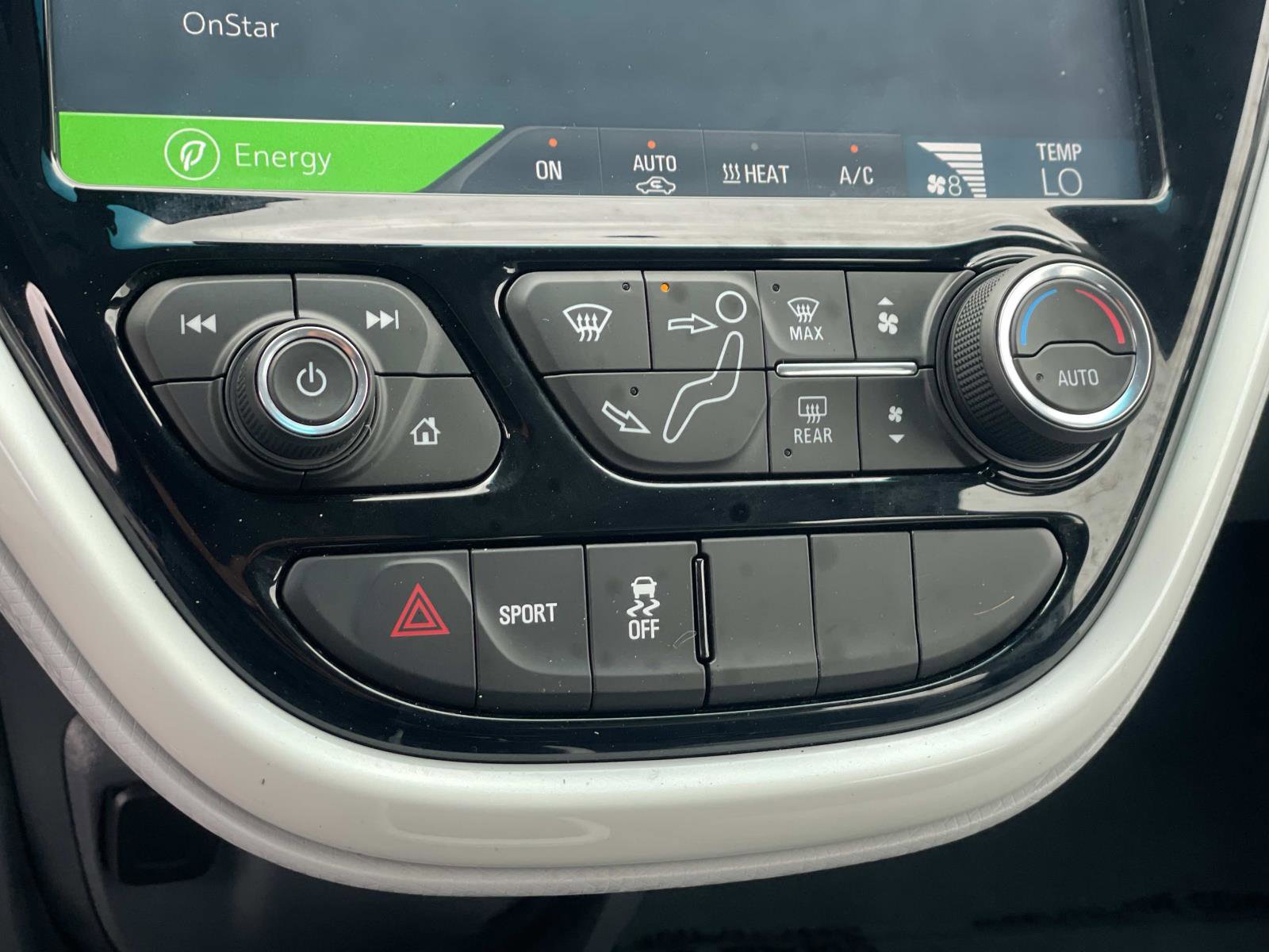 Used 2019 Chevrolet Bolt LT FWD image 17