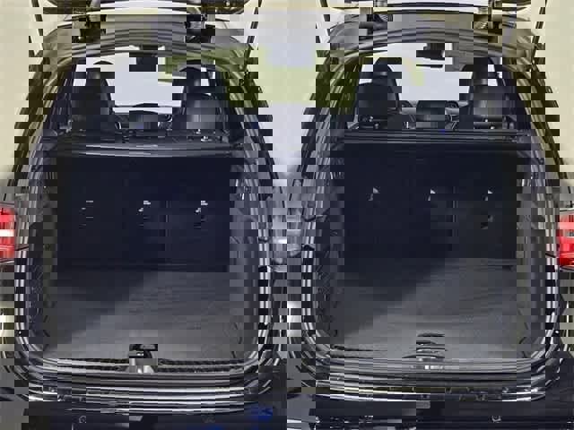 Used 2025 Mercedes-Benz GLC 300 4MATIC image 79