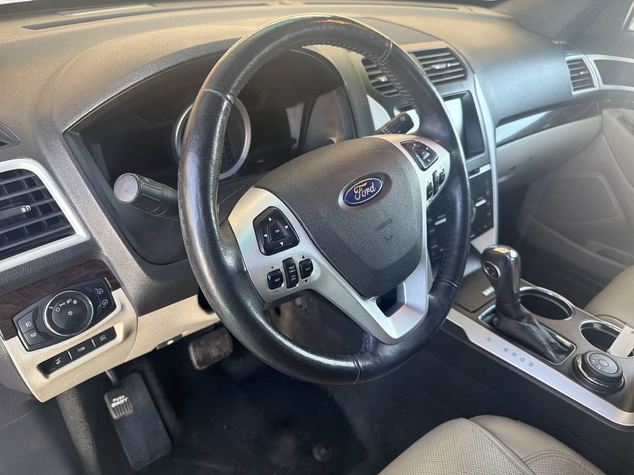 Used 2013 Ford Explorer Limited AWD/4WD image 14