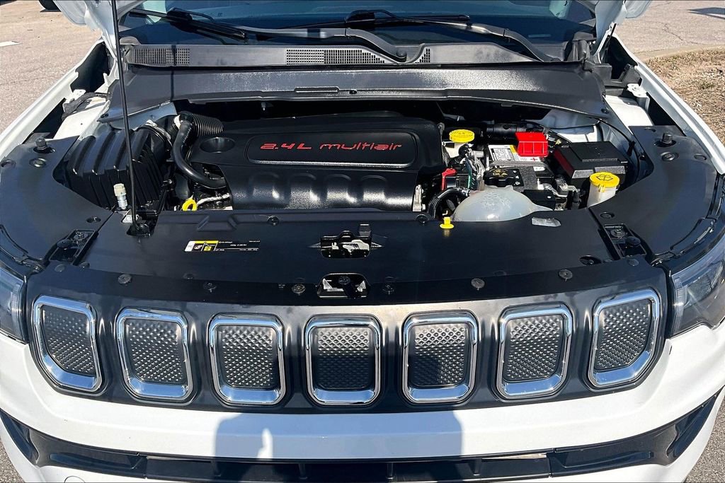 Used 2022 Jeep Compass Limited image 10