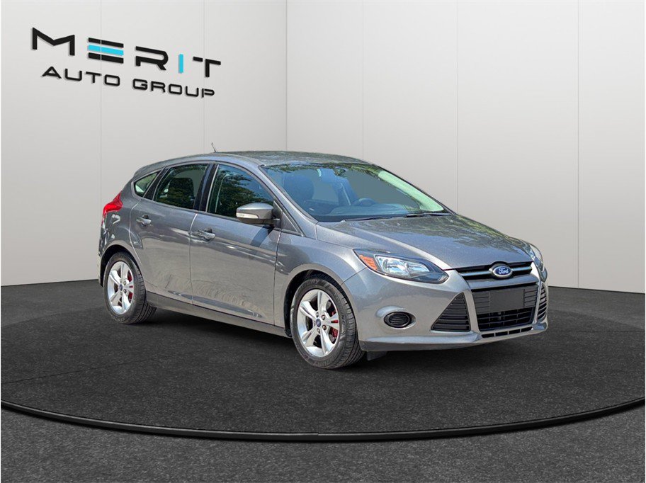Used 2014 Ford Focus SE FWD image 1