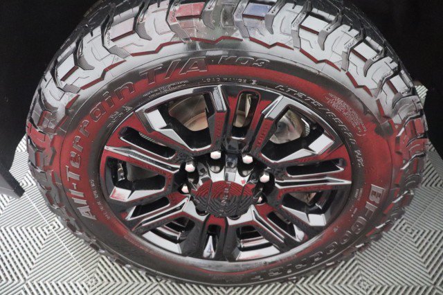 Used 2022 GMC Sierra 3500 Denali w/ Denali Black Diamond Edition AWD/4WD image 87