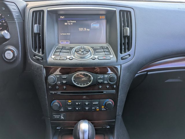 Used 2011 INFINITI G37 Journey w/ Premium Pkg image 15