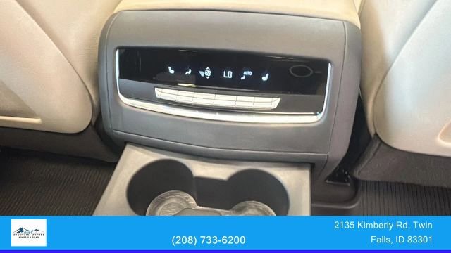 Used 2024 Cadillac Escalade Sport w/ LPO, ONYX Package AWD/4WD image 34