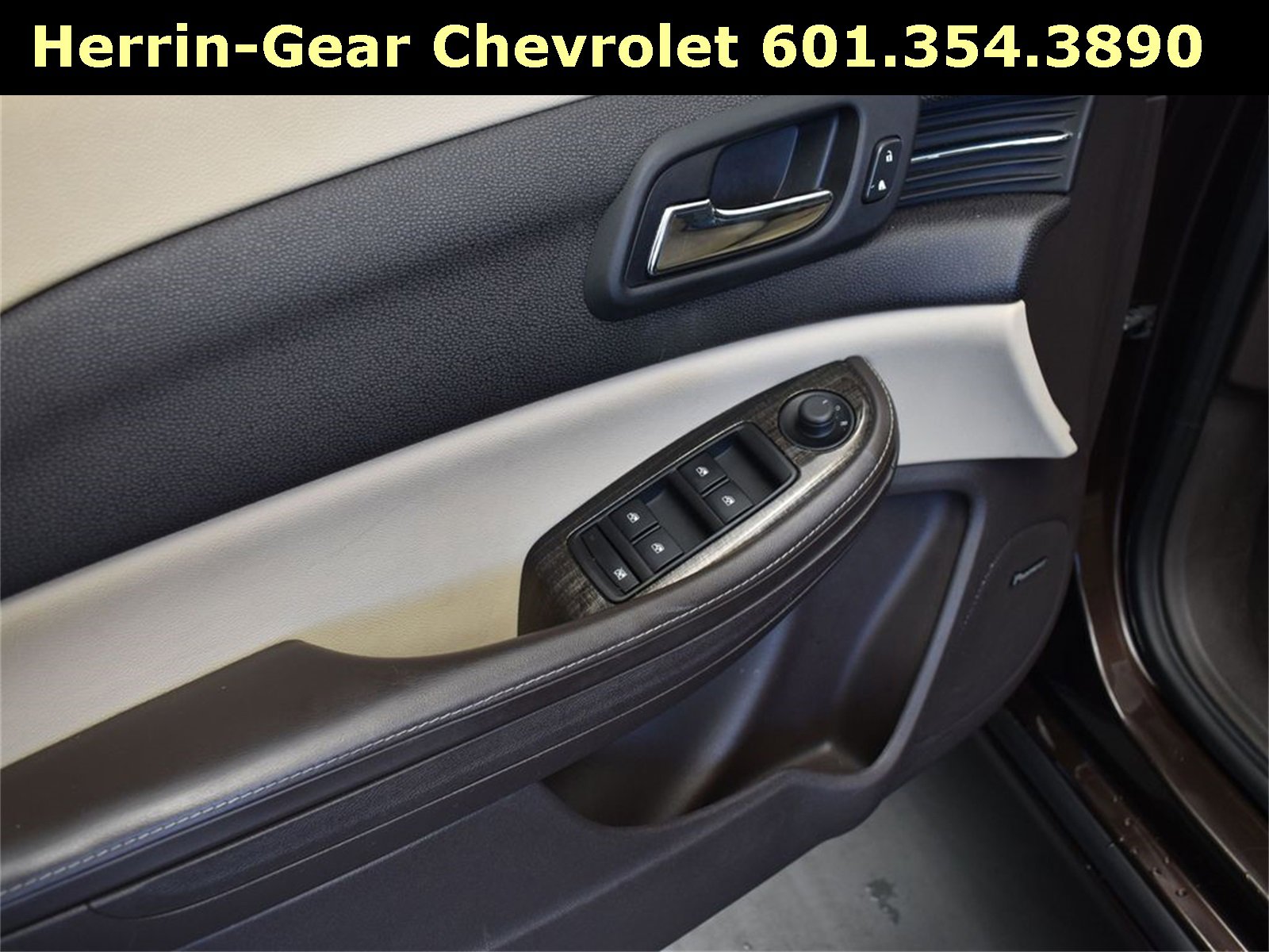 Used 2015 Chevrolet Malibu LT w/ Leather Package image 11