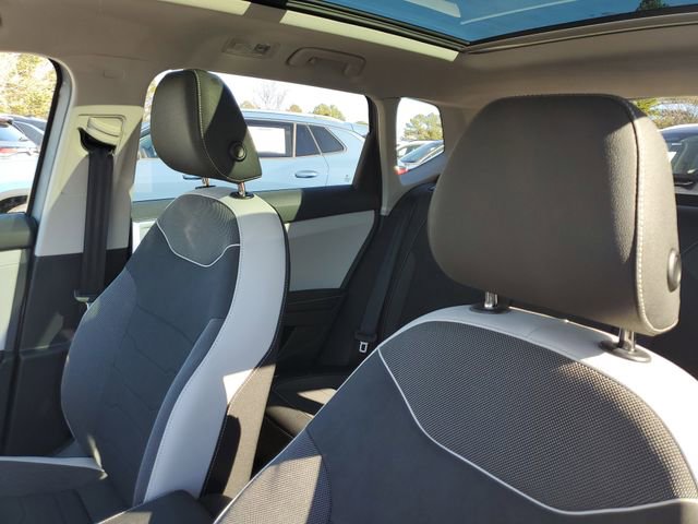 New 2026 Volkswagen Taos SE image 16