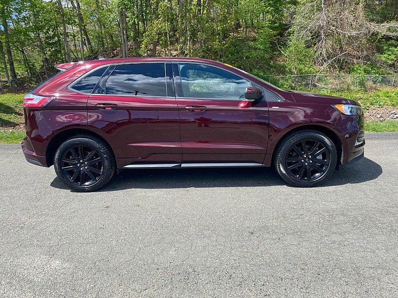 Used 2022 Ford Edge ST-Line w/ Class II Trailer Tow Package AWD/4WD image 5