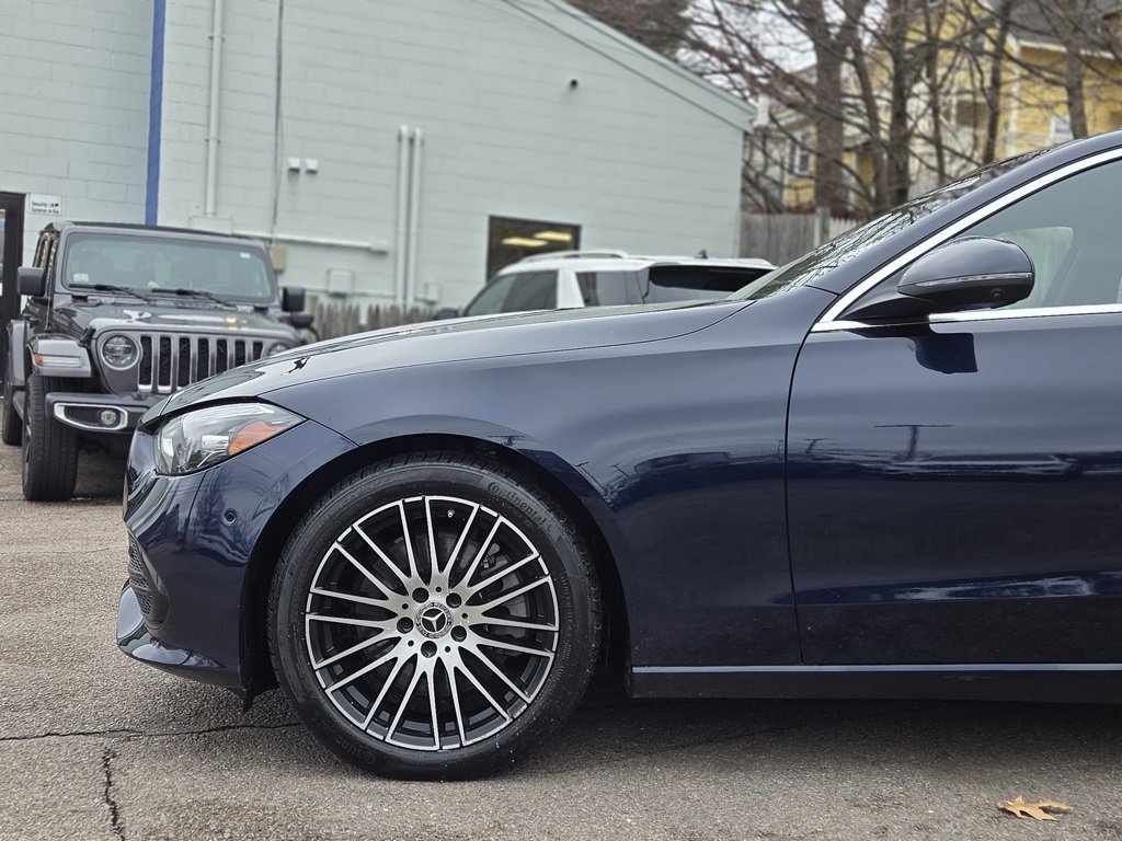 Used 2022 Mercedes-Benz C 300 4MATIC Sedan w/ Pinnacle Trim Package image 10