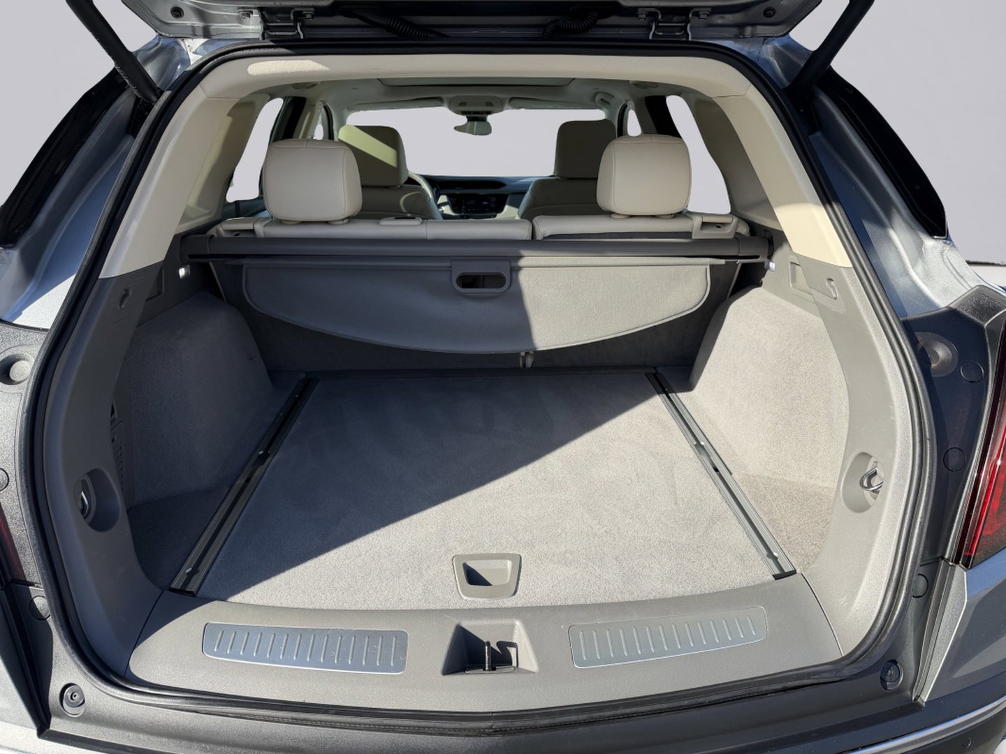 Used 2025 Cadillac XT5 Premium Luxury image 15