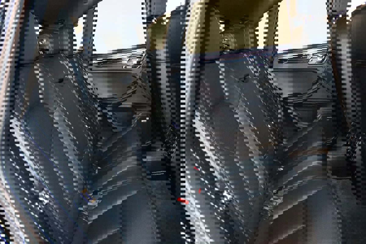 Used 2020 Porsche Macan image 75