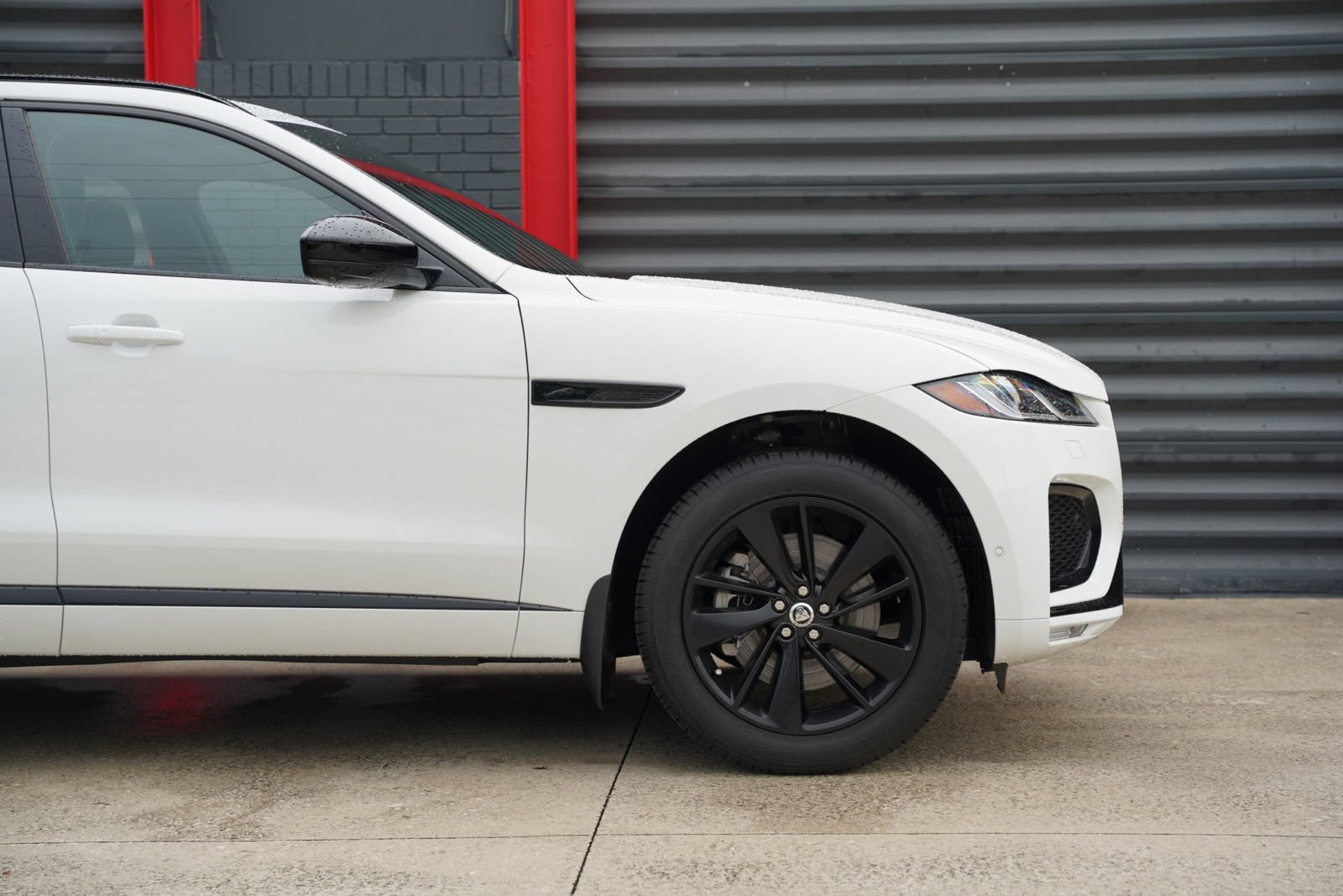 Used 2026 Jaguar F-PACE R-Dynamic S AWD/4WD image 12
