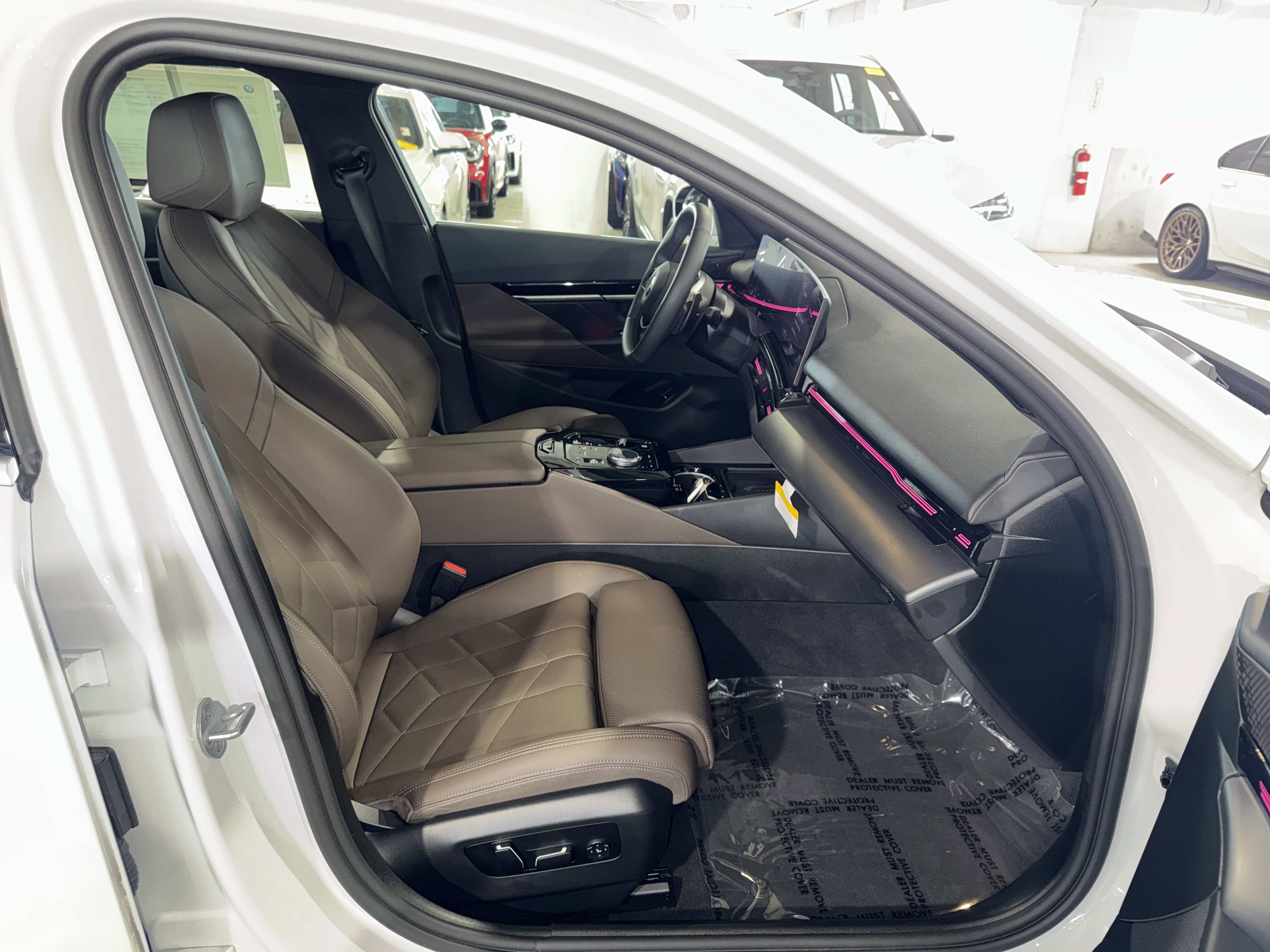 Certified 2025 BMW 530i xDrive w/ Premium Package image 10