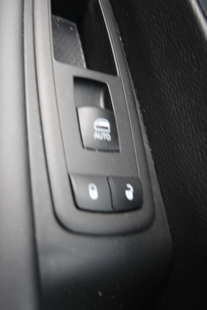 Used 2023 Chrysler Pacifica Touring-L w/ S Appearance Package image 24