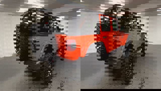 Used 2023 Jeep Wrangler Unlimited Rubicon w/ LED Lighting Group image 8