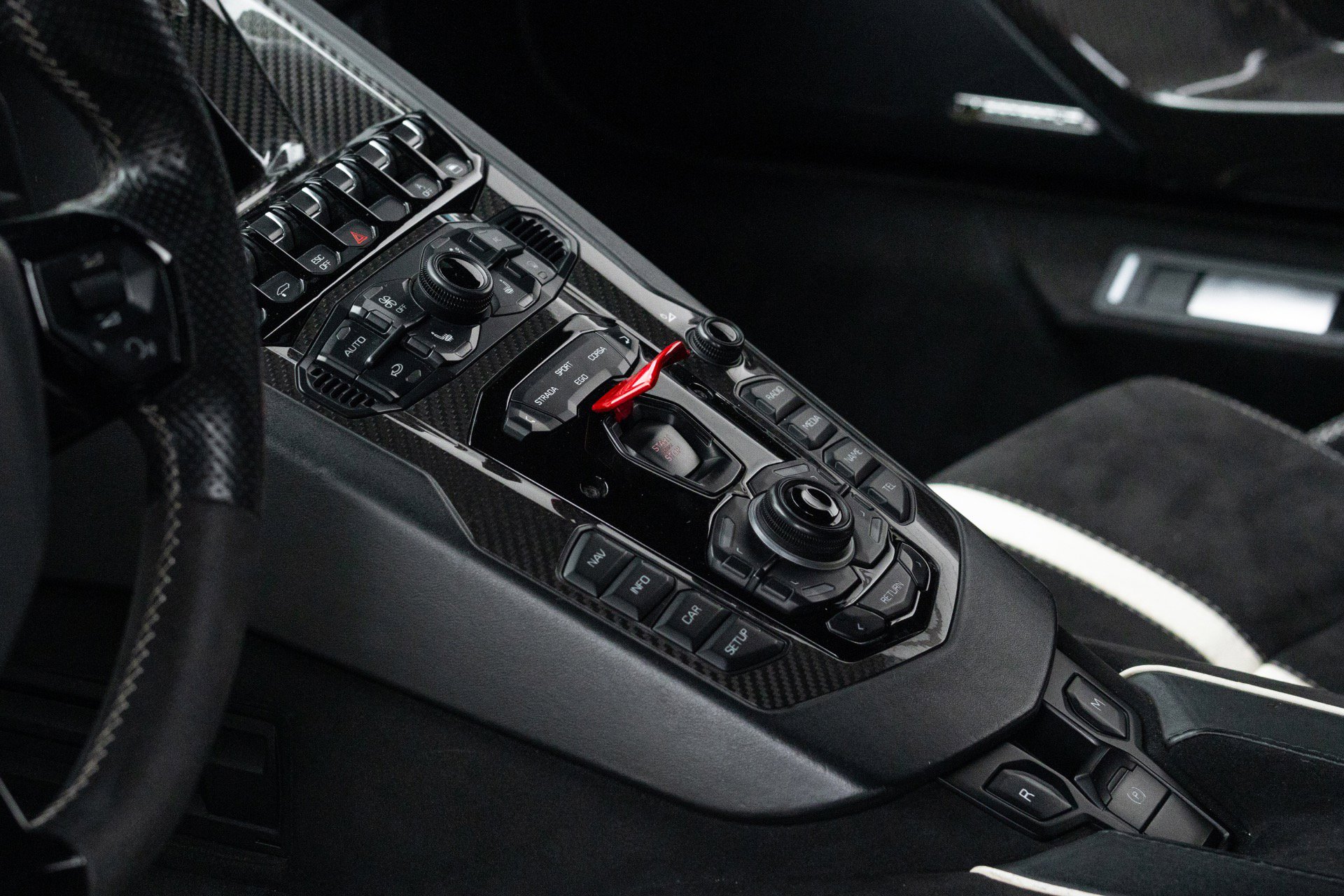 Used 2021 Lamborghini Aventador SVJ AWD/4WD image 53