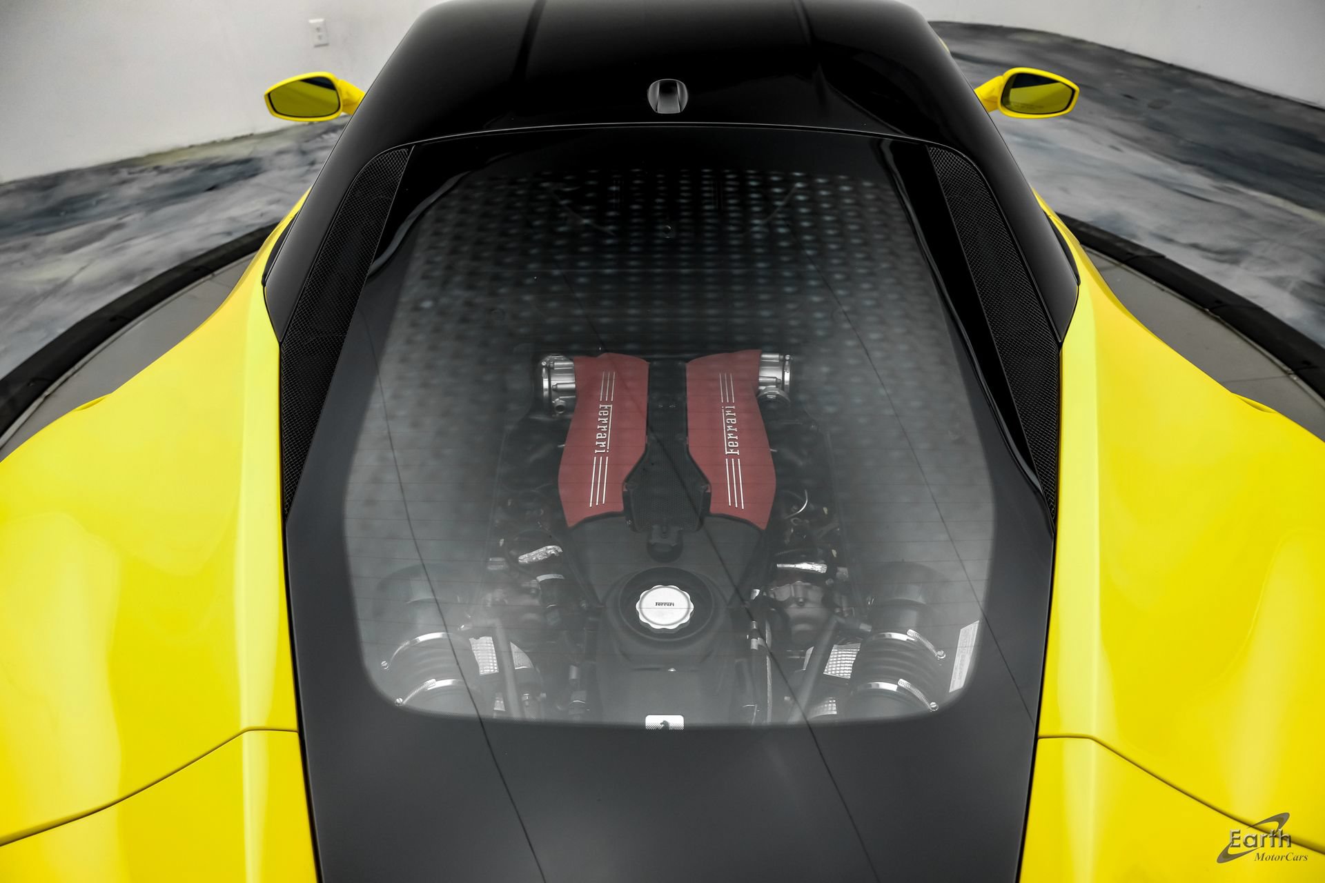 Used 2019 Ferrari 488 GTB RWD image 17