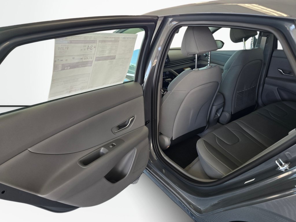 New 2026 Hyundai Elantra SEL Sport Premium FWD image 33