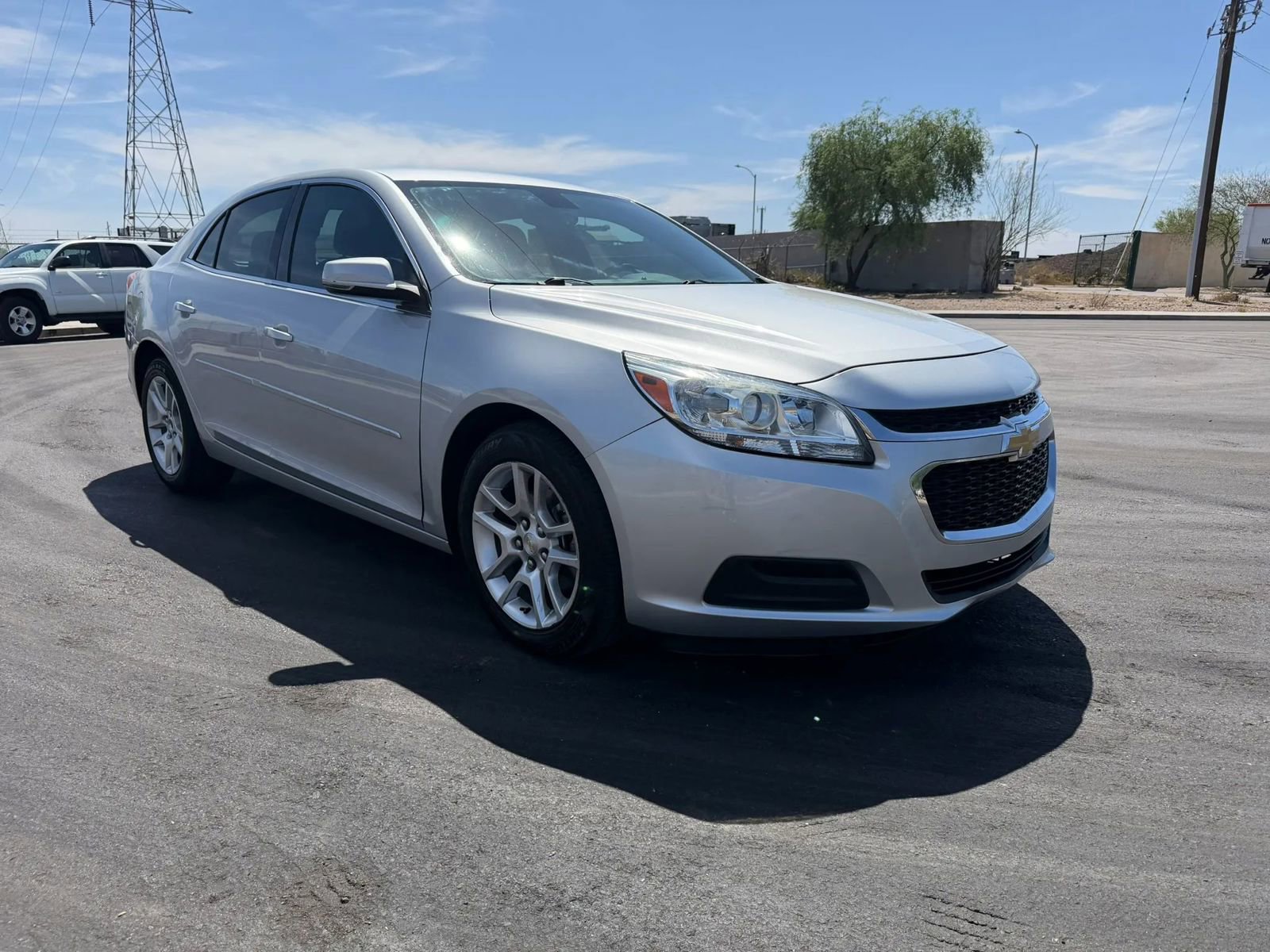 Used 2015 Chevrolet Malibu LT w/ Power Convenience Package image 3