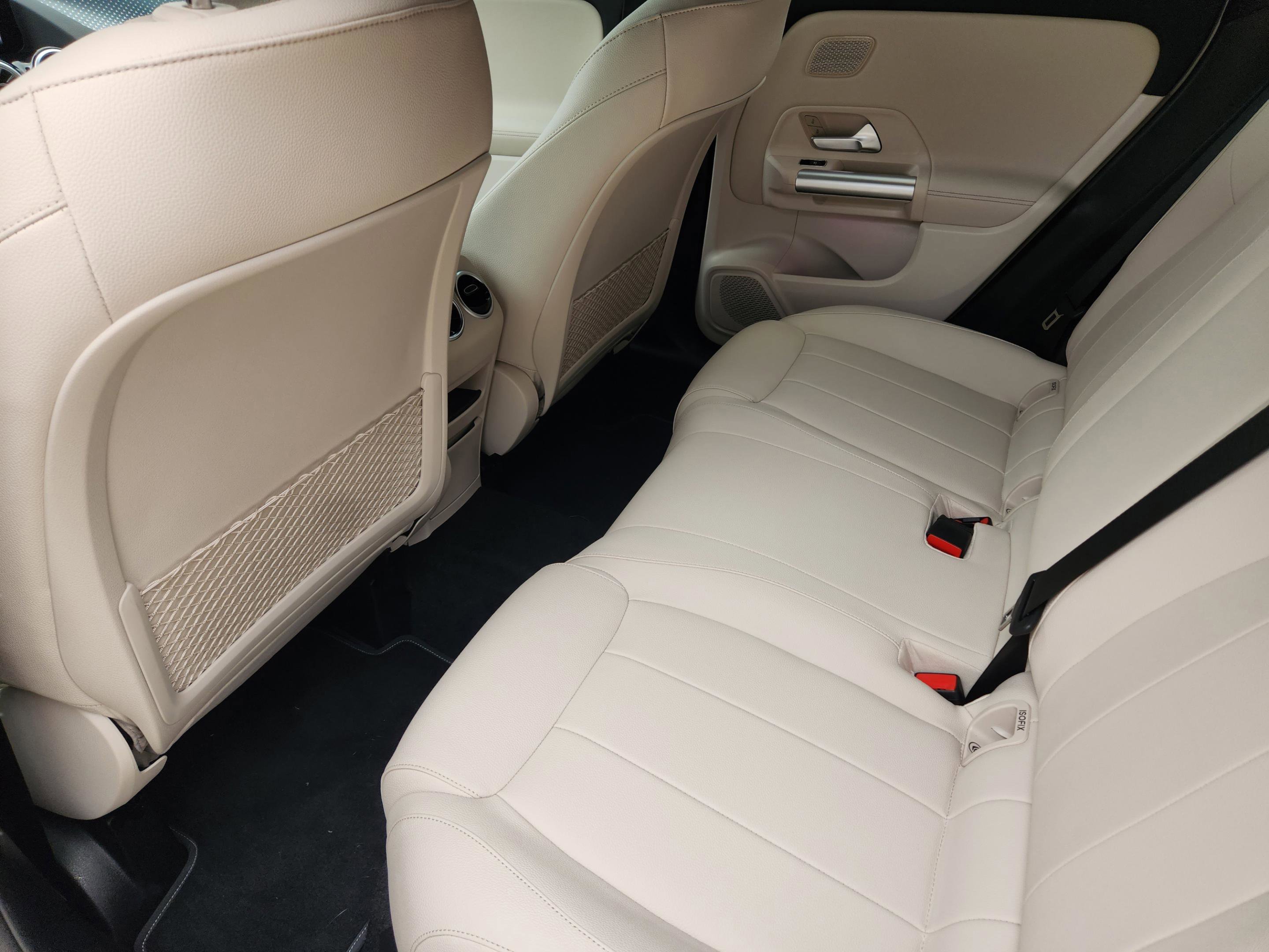 Used 2025 Mercedes-Benz GLA 250 image 21