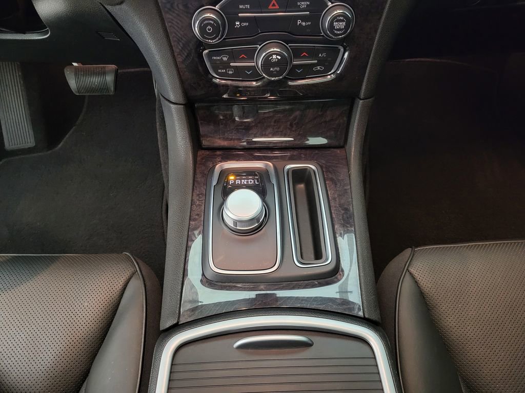 Used 2023 Chrysler 300 Touring L w/ Popular Equipment Group image 38