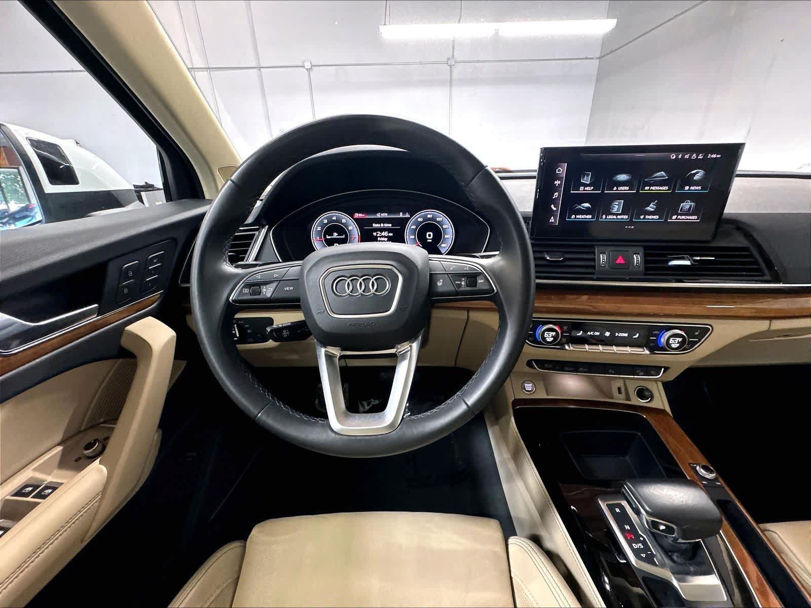 Used 2023 Audi Q5 2.0T Premium Plus w/ Premium Plus Package AWD/4WD image 9