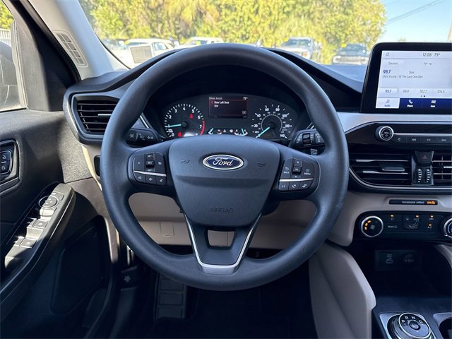 Certified 2022 Ford Escape SE image 15