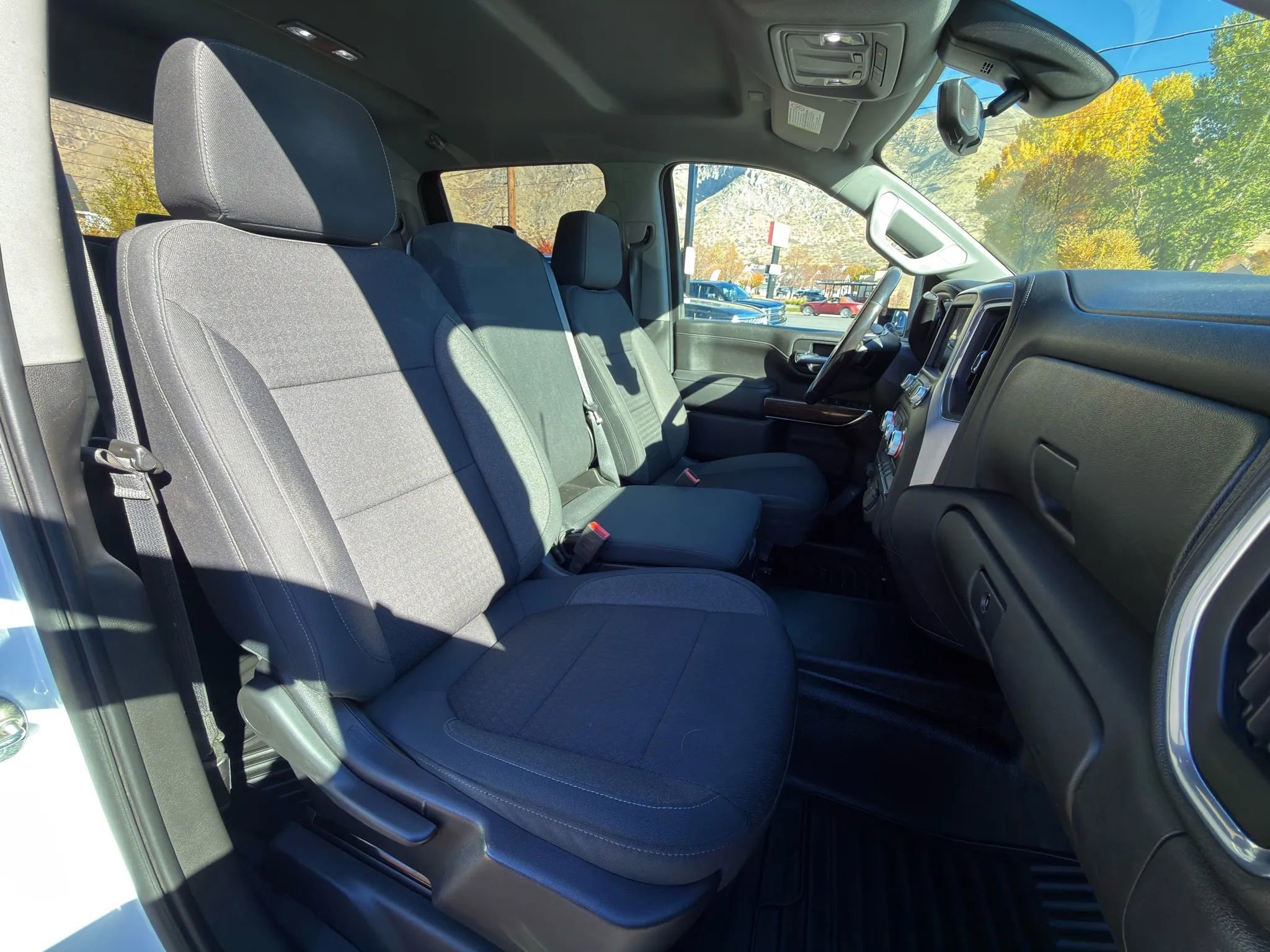 Used 2021 GMC Sierra 2500 SLE image 6