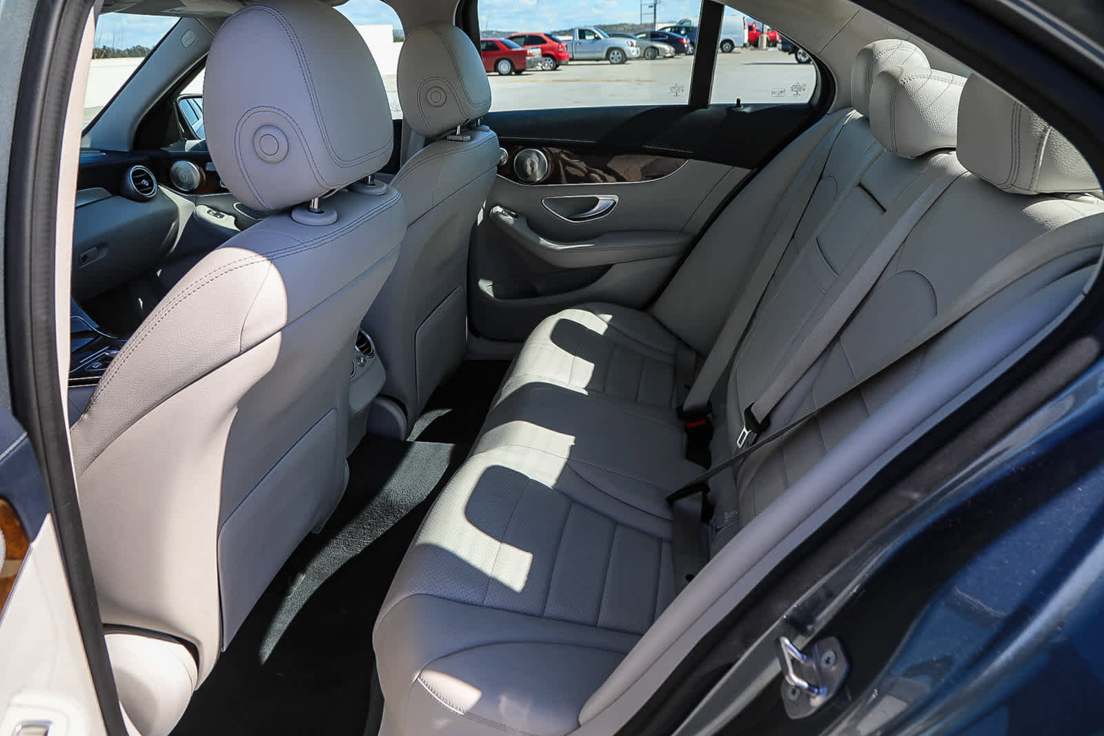 Used 2017 Mercedes-Benz C 300 Sedan image 18