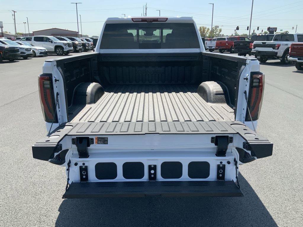 New 2026 GMC Sierra 2500 AT4 w/ AT4 Premium Plus Package image 16