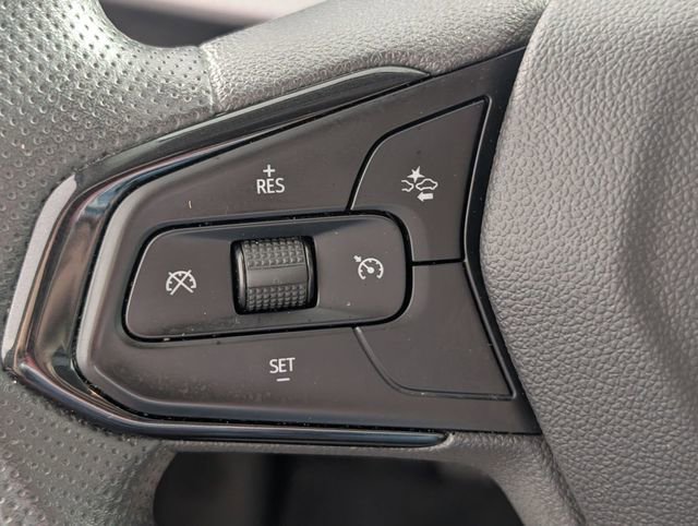 Certified 2025 Chevrolet Trax LT image 15