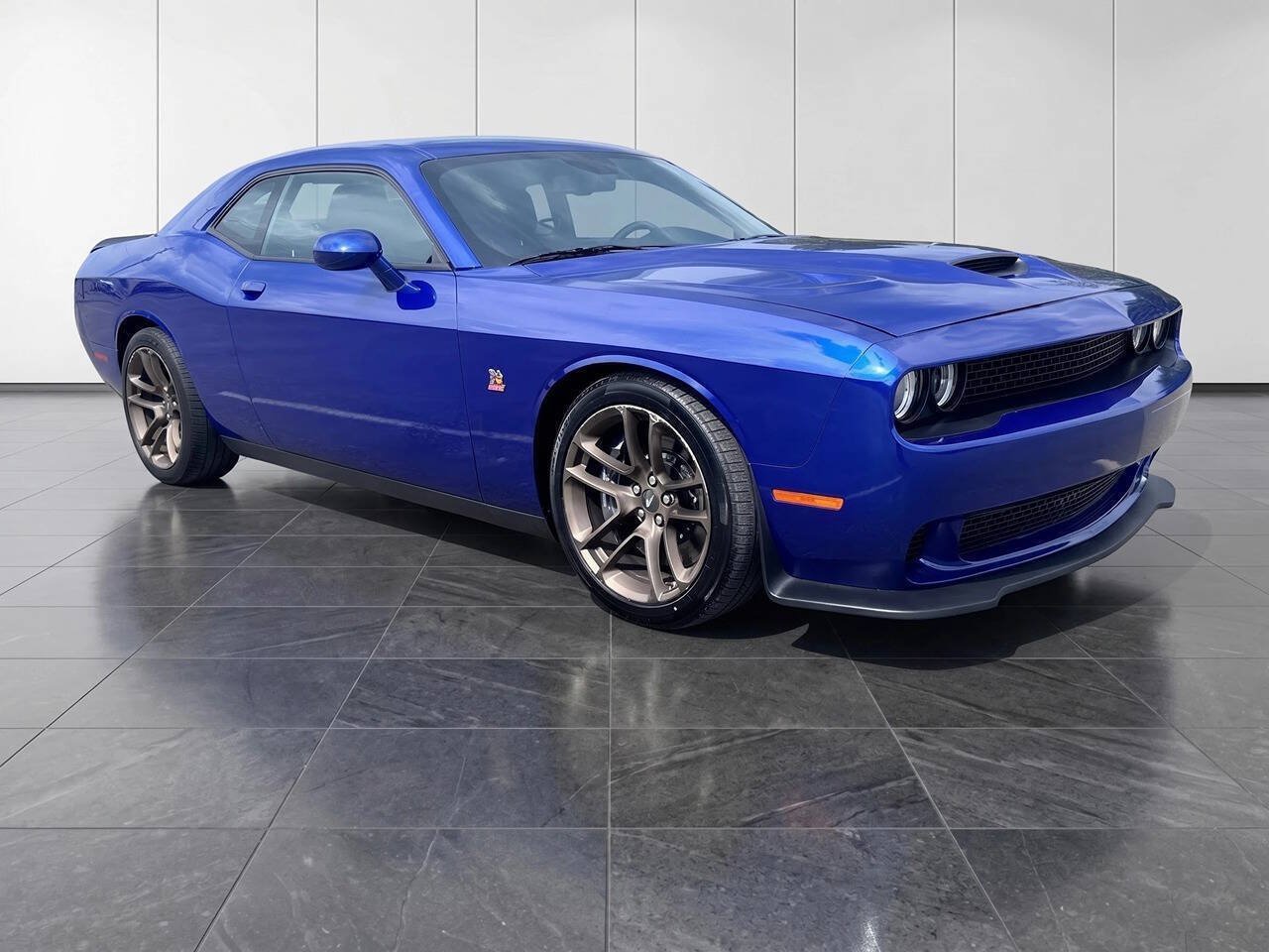 Used 2021 Dodge Challenger R/T Scat Pack w/ Dynamics Package RWD image 1