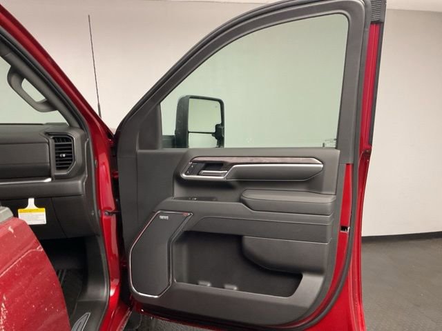 New 2026 Chevrolet Silverado 2500 LTZ w/ LTZ Convenience Package image 24