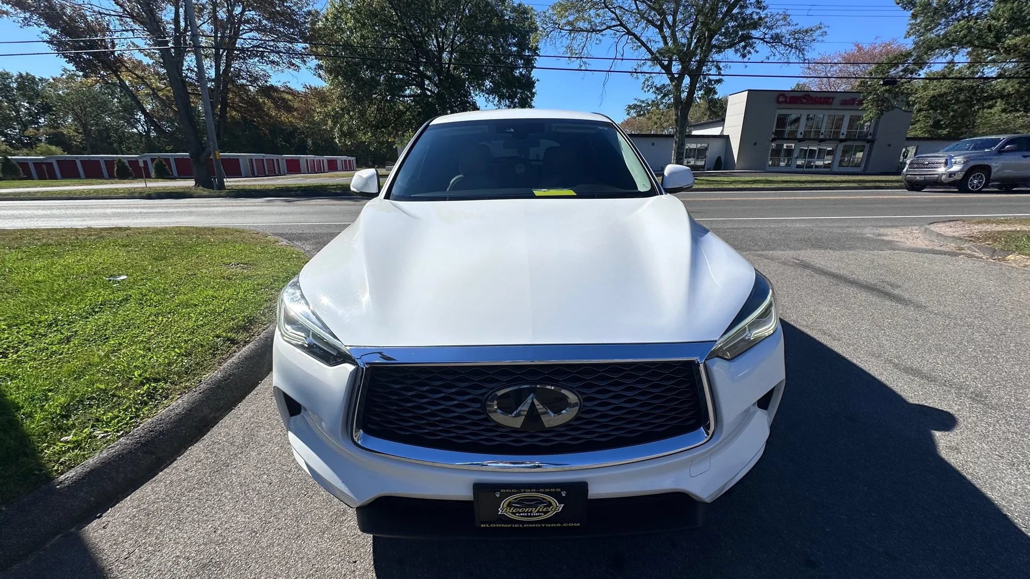 Used 2019 INFINITI QX50 Pure AWD/4WD image 2