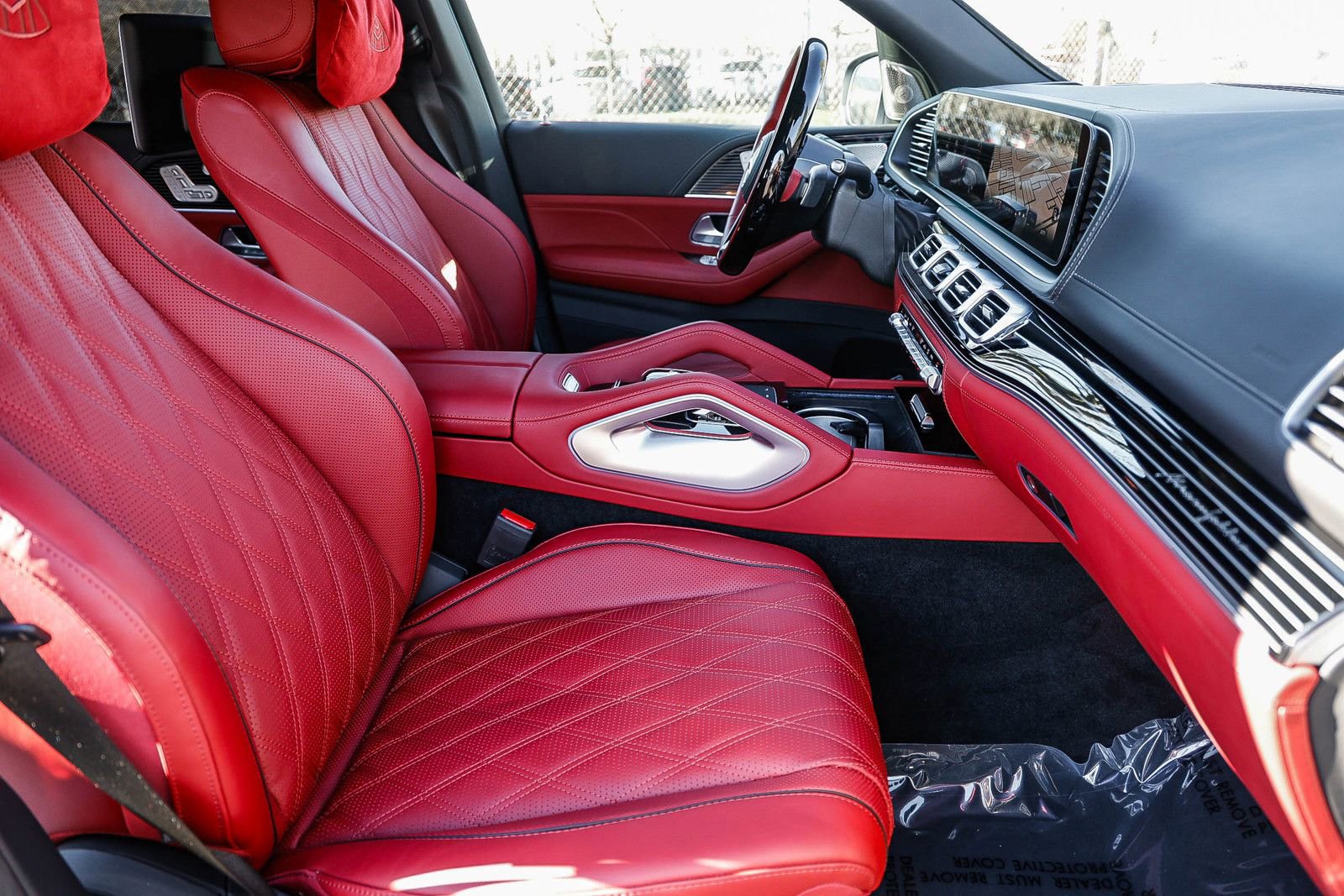 Certified 2025 Mercedes-Benz Maybach GLS 600 4MATIC image 17