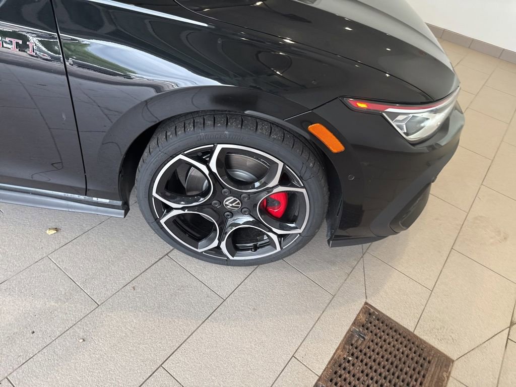New 2025 Volkswagen GTI Autobahn image 9