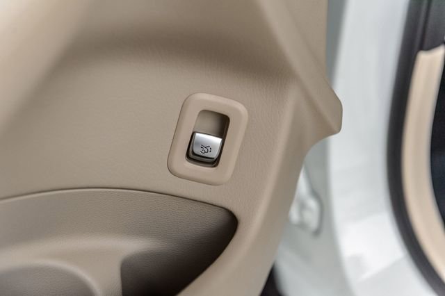 Used 2021 Mercedes-Benz GLC 300 4MATIC image 53