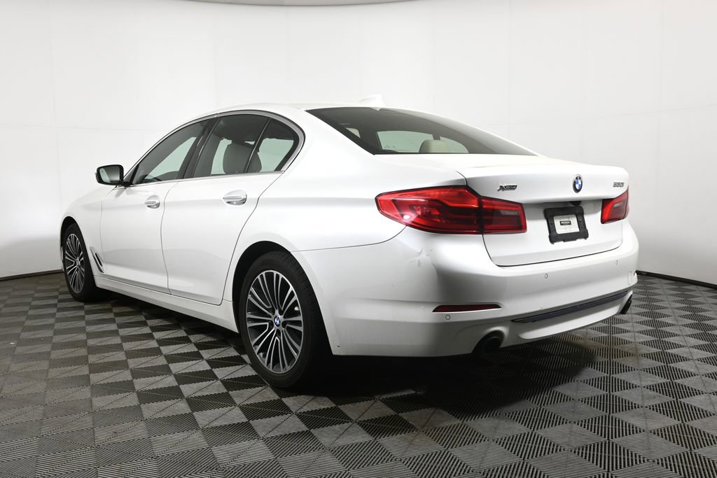 Used 2018 BMW 530i xDrive AWD/4WD image 9
