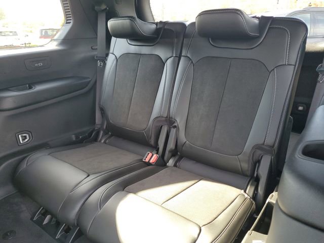 New 2025 Jeep Grand Cherokee L Altitude image 17